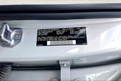 2022 Volvo XC90 Recharge Plug-In Hybrid T8 Inscription 7 Passenger