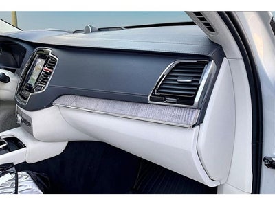 2022 Volvo XC90 Recharge Plug-In Hybrid T8 Inscription 7 Passenger