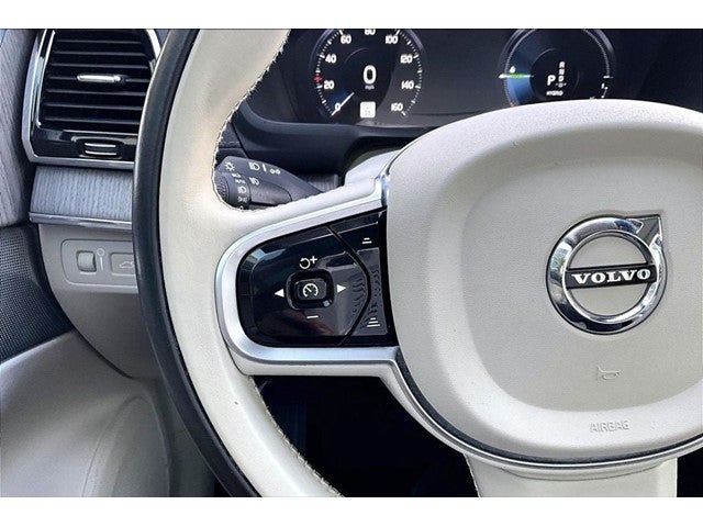 2022 Volvo XC90 Recharge Plug-In Hybrid T8 Inscription 7 Passenger