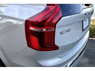 2022 Volvo XC90 Recharge Plug-In Hybrid T8 Inscription 7 Passenger