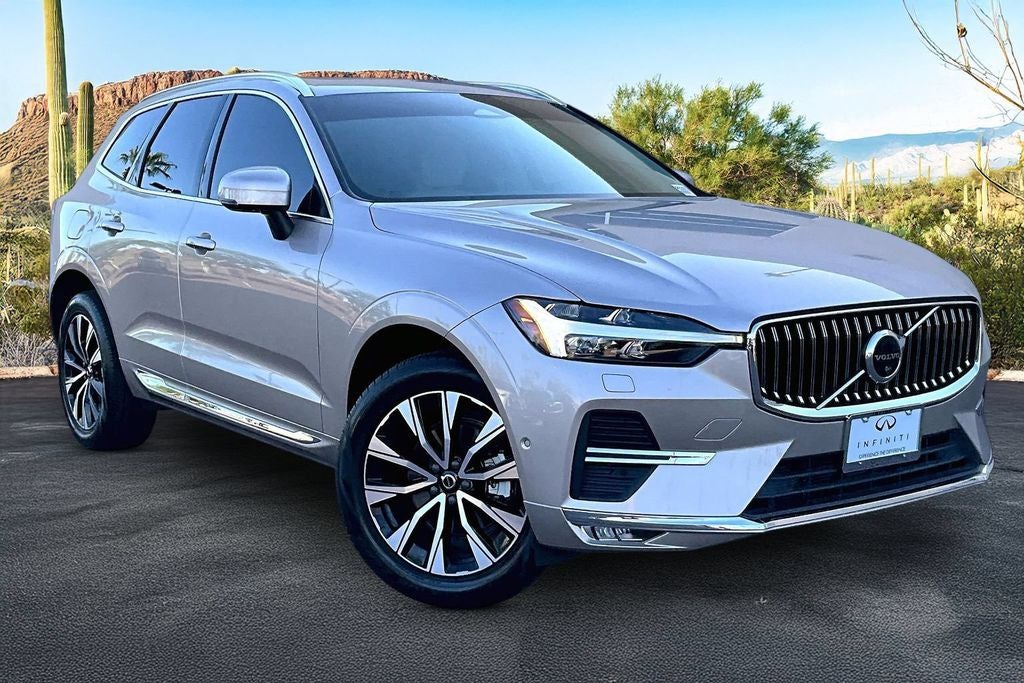 2023 Volvo XC60 B5 Plus Bright Theme