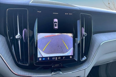 2023 Volvo XC60 B5 Plus Bright Theme
