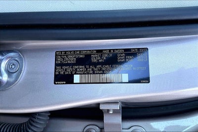 2023 Volvo XC60 B5 Plus Bright Theme