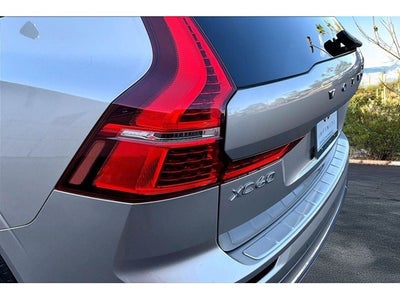 2023 Volvo XC60 B5 Plus Bright Theme