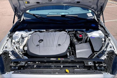 2025 Volvo V60 Cross Country B5 Plus