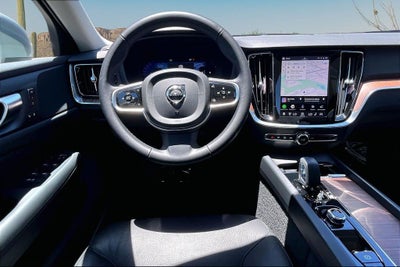 2025 Volvo V60 Cross Country B5 Plus