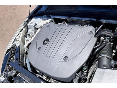 2025 Volvo V60 Cross Country B5 Plus