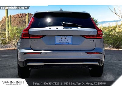 2025 Volvo V60 Cross Country B5 Plus