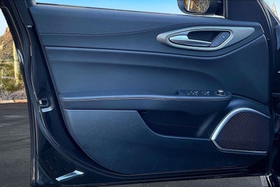 2023 Alfa Romeo Giulia Veloce