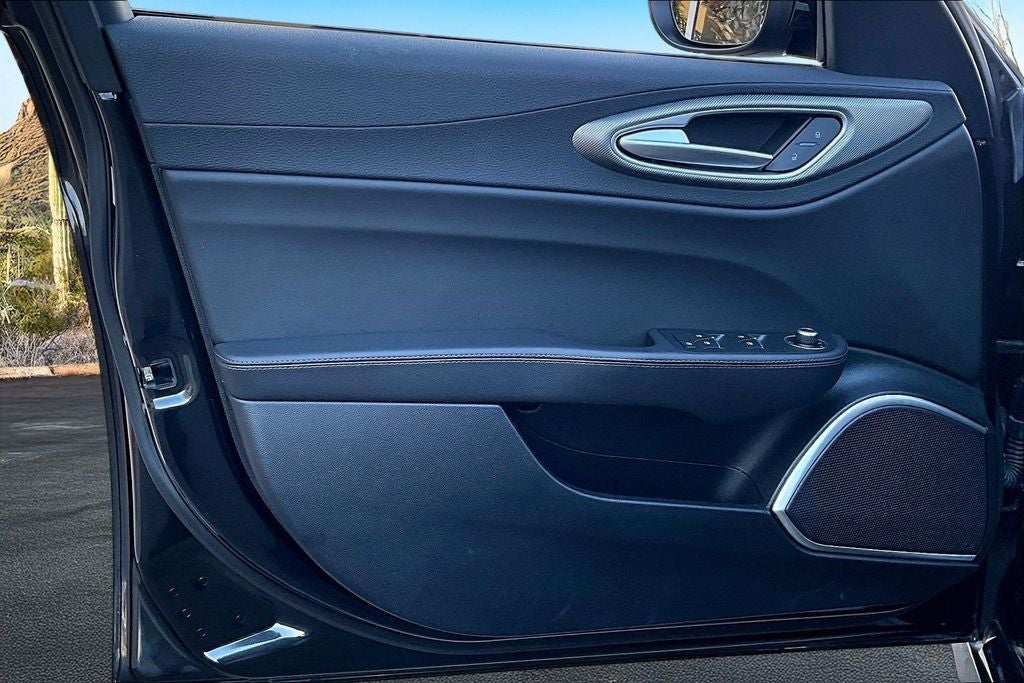 2023 Alfa Romeo Giulia Veloce