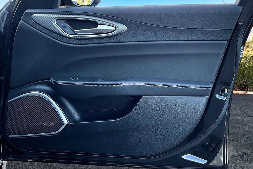 2023 Alfa Romeo Giulia Veloce