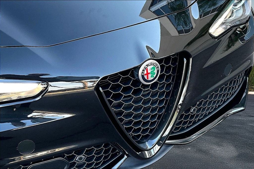 2023 Alfa Romeo Giulia Veloce