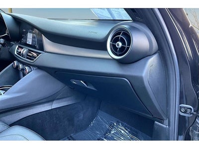 2023 Alfa Romeo Giulia Veloce