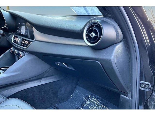 2023 Alfa Romeo Giulia Veloce