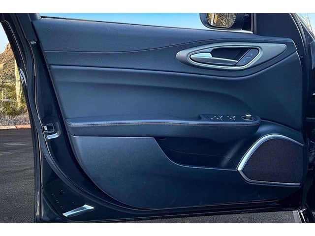 2023 Alfa Romeo Giulia Veloce
