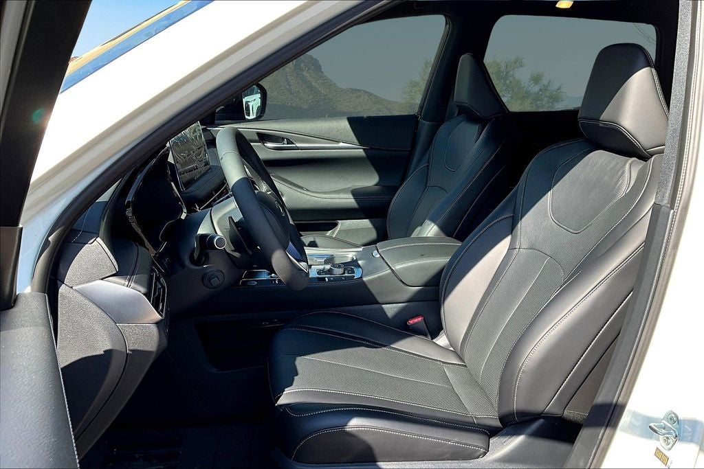 2025 INFINITI QX60 Luxe AWD