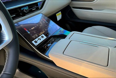 2025 INFINITI QX80 Pure 4WD