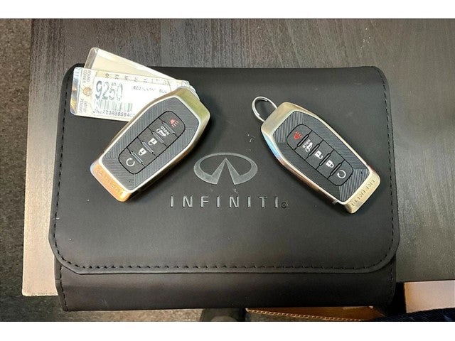 2025 INFINITI QX80 Pure 4WD