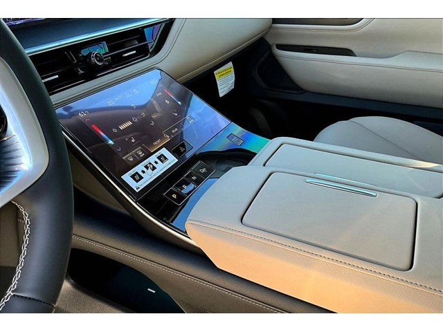 2025 INFINITI QX80 Pure 4WD