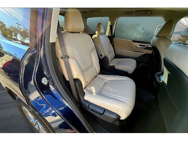 2025 INFINITI QX80 Pure 4WD