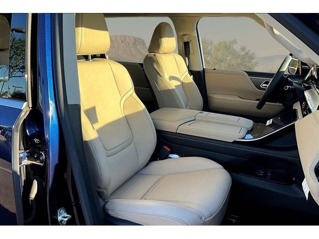 2025 INFINITI QX80 Pure 4WD