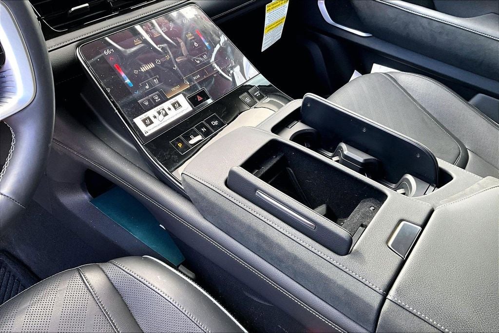 2025 INFINITI QX80 Luxe 2WD