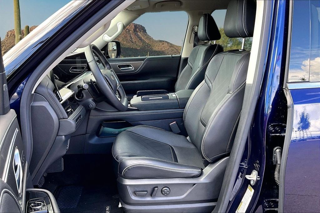 2025 INFINITI QX80 Luxe 2WD