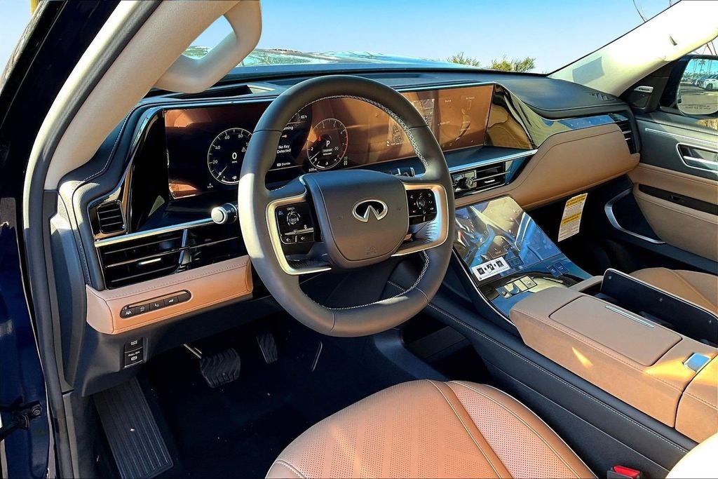 2025 INFINITI QX80 Luxe 4WD