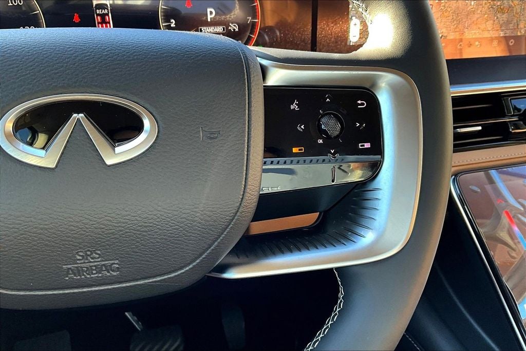 2025 INFINITI QX80 Luxe 4WD