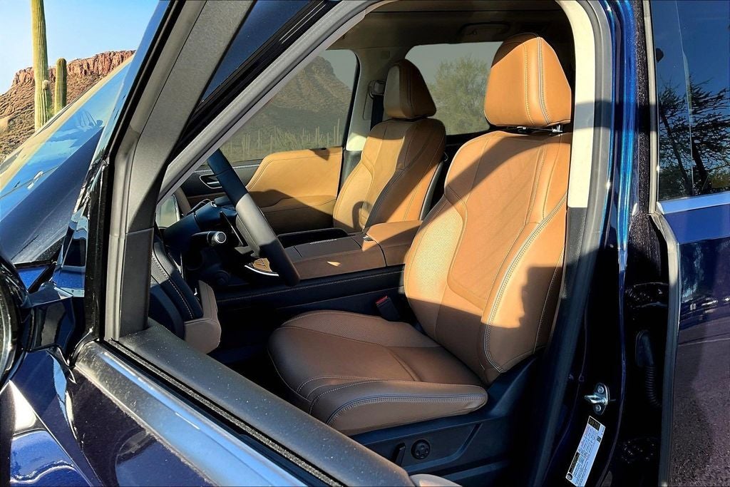 2025 INFINITI QX80 Luxe 4WD